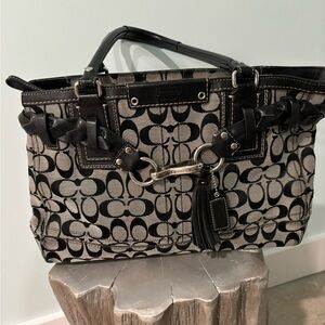 Coach Hampton signature carryall Purse